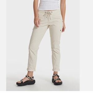 Vuori Ripstop Duraterra Pant in Milkweed Women's Medium